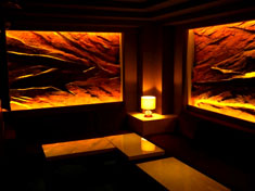 ﾗｳﾝｼﾞ｜個室｜擬岩｜レッド×ゴールド